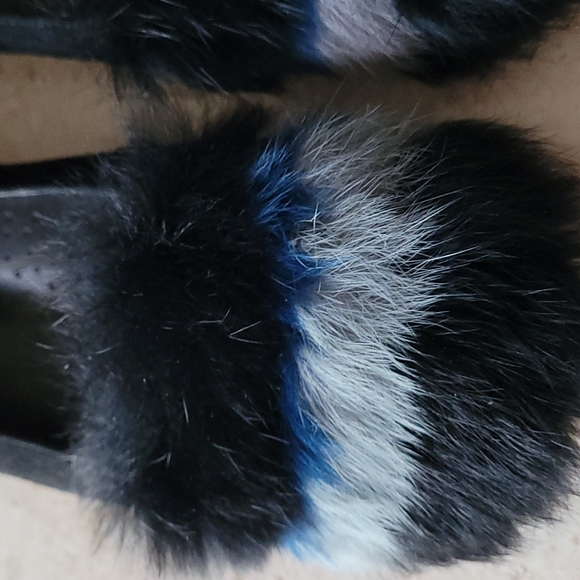 VANELI black suede with tri-colored dyed rabbit fur flats. SIZE 6 - Picture 2 of 9